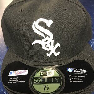 Black New Era On Field Chicago White Sox 59Fifty Fitted Hat MLB Cap Size 7-1/2